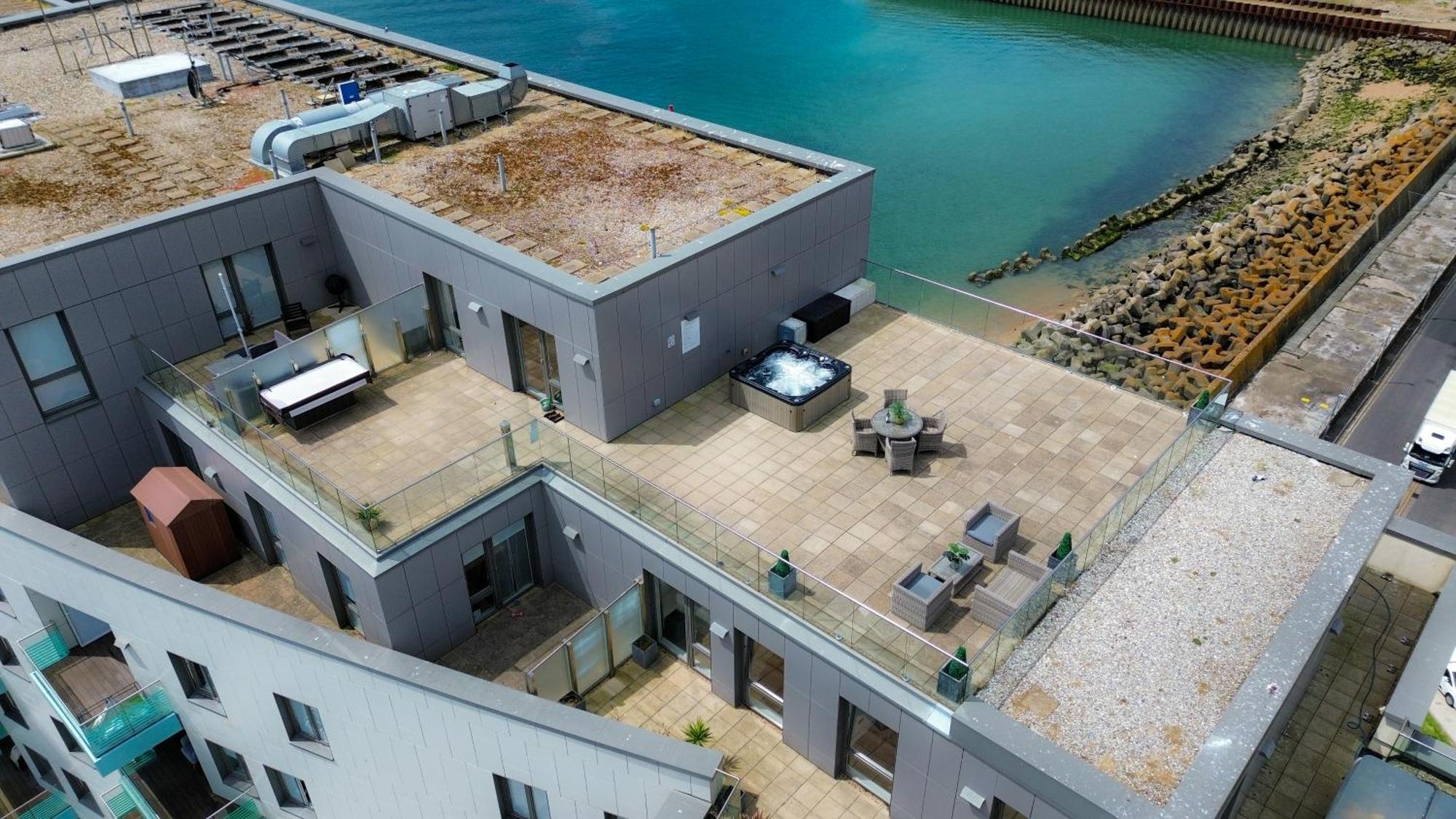 Unique Sea View Penthouse With Hot Tub Brighton